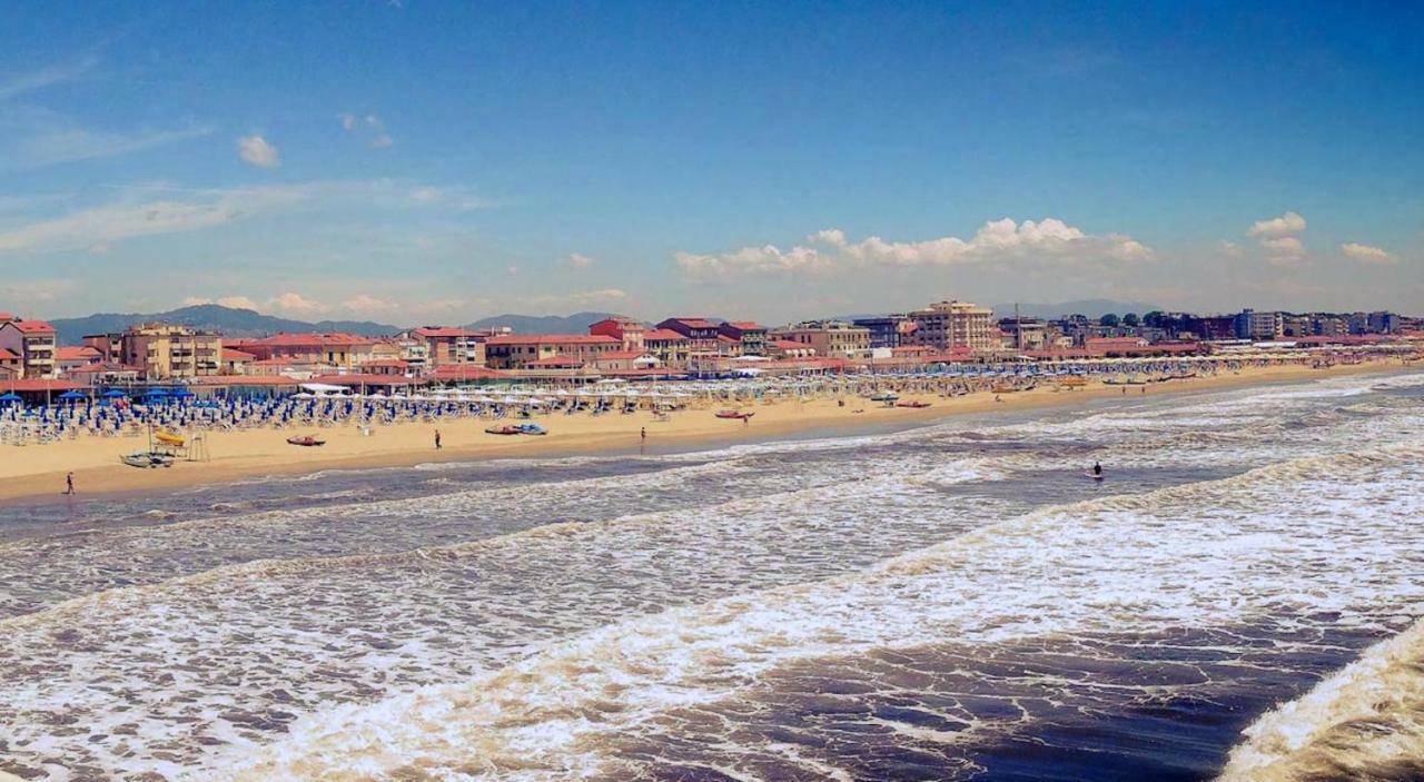 Appartamento Abate Lido di Camaiore Exterior foto